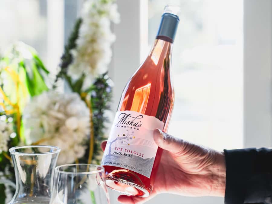 Boutique Winery Half-Day Tour & Vineyard Platter-Style Lunch - Pickup details and the long return to Queenstown