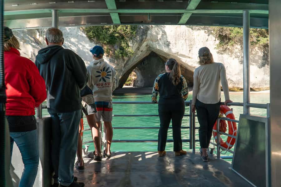 Cathedral Cove Coast and Cave Tour - Who should book this boat tour?