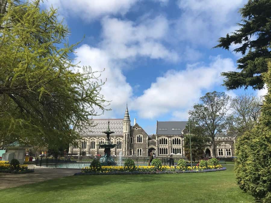 Christchurch City Top Spots Half Day Tour(Small Group Tour) - Willowbank Wildlife Reserve and rare New Zealand birds