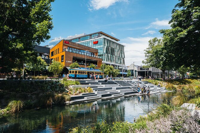 Christchurch Full Day Tour - Wildlife at Willowbank