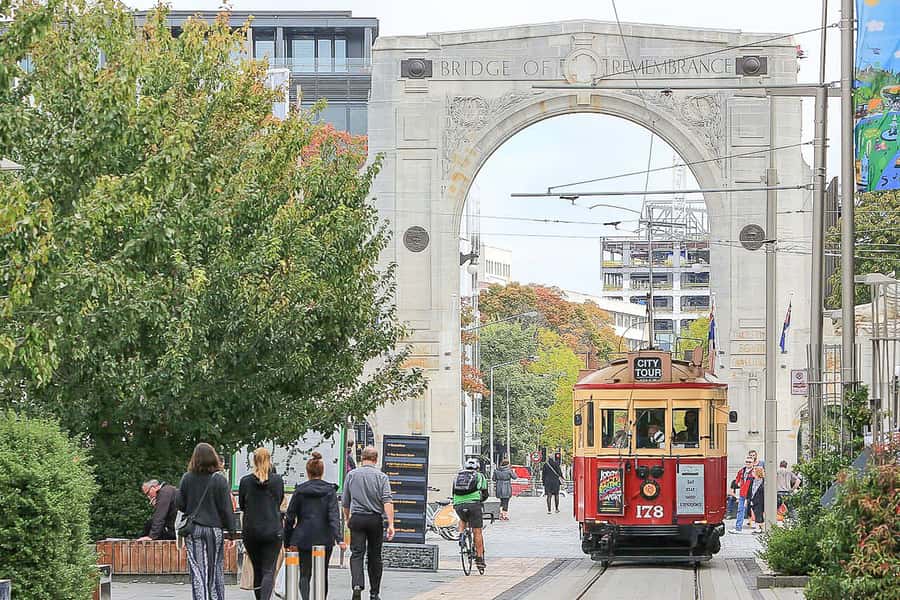 Christchurch Gondola and Tram City Tour Combo - Reaching the Gondola base station