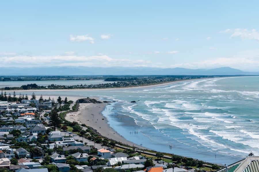 Christchurch: Guided Crater Rim Walk with Picnic - Returning by van to Christchurch or the port