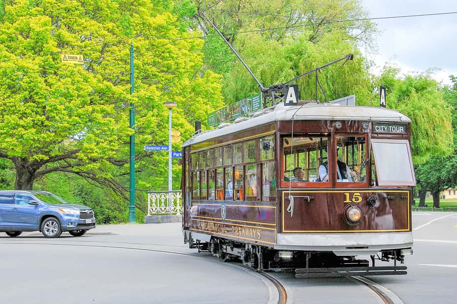 Christchurch: Hop-On Hop-Off Tour by Vintage Tram - Christchurch Botanic Gardens, the prettiest long stop