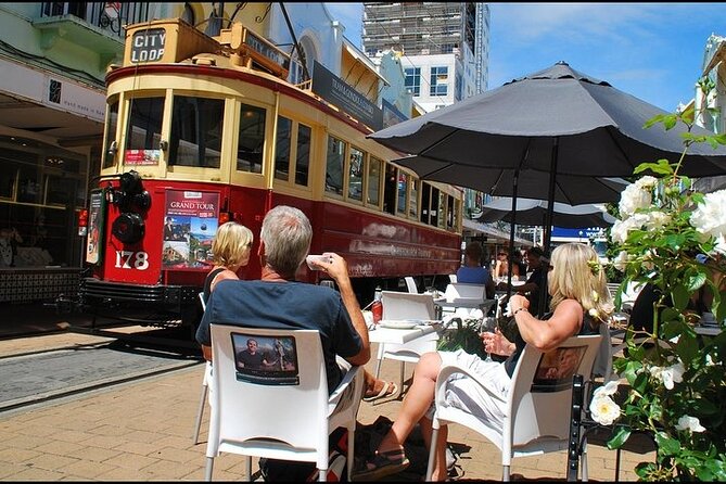 Christchurch Hop-On Hop-Off Tram - How the live commentary affects the experience