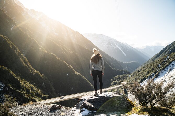 Christchurch to Franz Josef 1-Way Small Group Tour via Hokitika - Choosing your Arthur’s Pass hour
