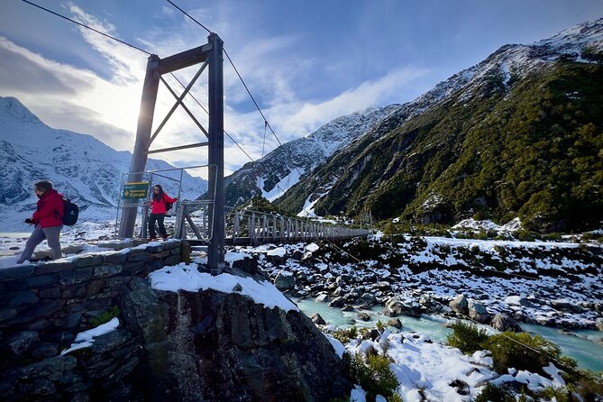 Christchurch to Mt Cook via Lake Tekapo One Way Small Group Tour - Early start, bags, weather, and comfort