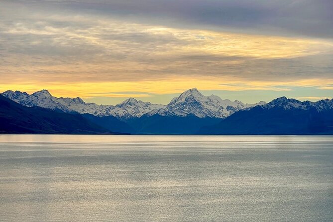 Christchurch to Mt Cook via Tekapo (1 way) (Small Group) - What the small-group vehicle adds