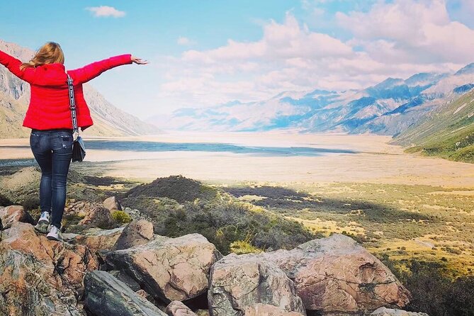 Christchurch to Queenstown One-Way Tour via Mt Cook & Lake Tekapo - Two hours inside Aoraki Mount Cook National Park