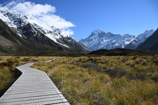 Christchurch to Queenstown via Lake Tekapo and Mt Cook (1 way) - Three hours in Aoraki Mt Cook National Park