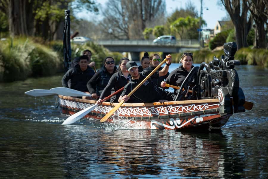 Christchurch: Waka Paddling Experience on the Avon River - Seeing Christchurch from the Ōtākaro Awa