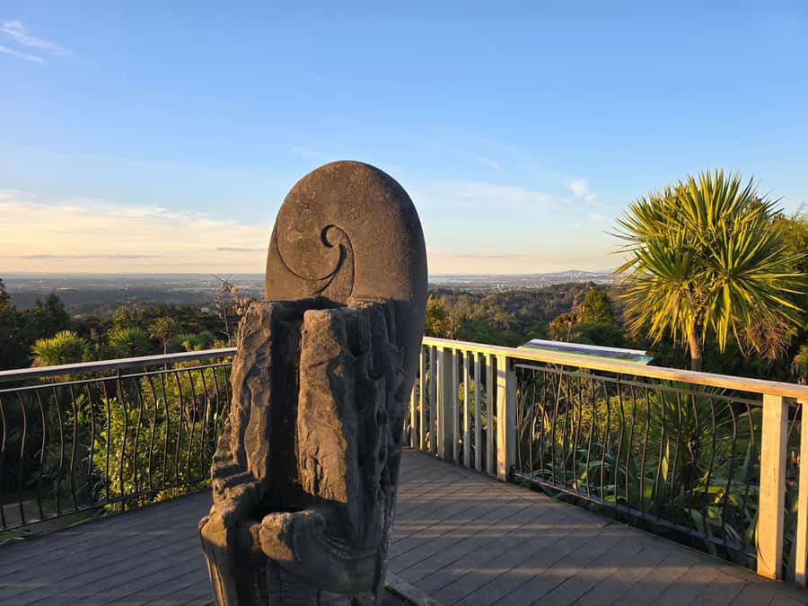 “City & Coast & Country” – A Relaxed Day Tour from Auckland - Karekare Falls and the Piha coast