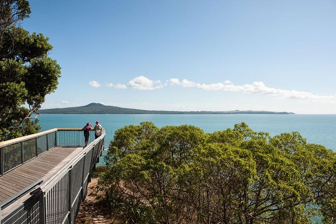 Coast to Coast Private Eco Tour - Why the west coast gives this tour its character