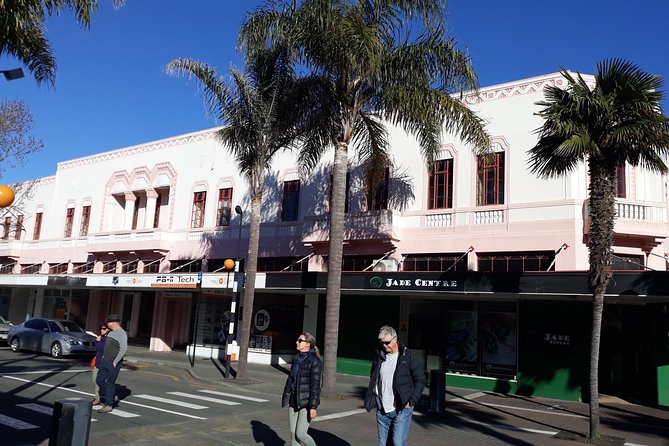 Deco Napier, Te Mata Peak, Garden Walk and Wine Tasting Tour - Price, timing, and cruise-stop value