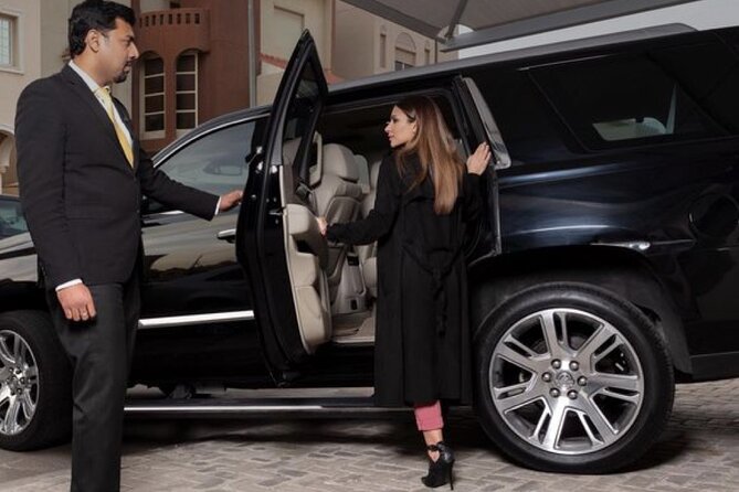 Direct & Quick Auckland Airport Transfer to/from Hotel in SUV - Who should book this transfer?