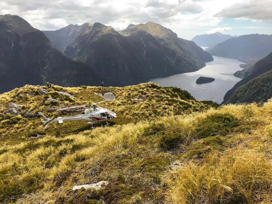 Doubtful Sound: Scenic Flight with 2 Landings - Over Lake Manapouri and the Iris Burn Valley