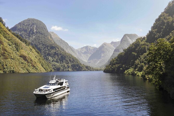 Doubtful Sound Wilderness Cruise from Queenstown - The 2 hour 45 minute cruise through Doubtful Sound