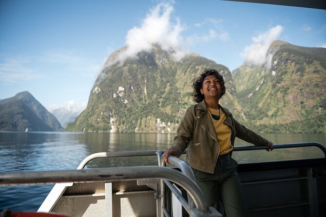 Doubtful Sound Wilderness Day Cruise from Manapouri - Riding Wilmot Pass through Fiordland rainforest