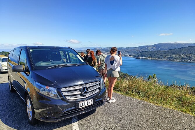Dunedin City, Wildlife and Larnach Castle - Guide style and the small-vehicle advantage