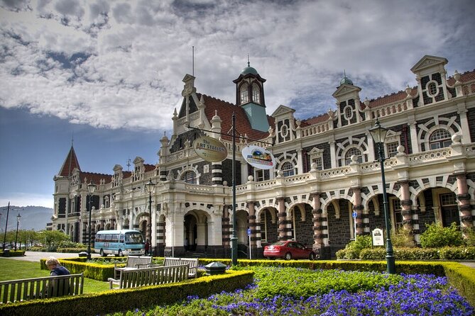 Dunedin Private Fullday Tour - George Street is your lunch and shopping window