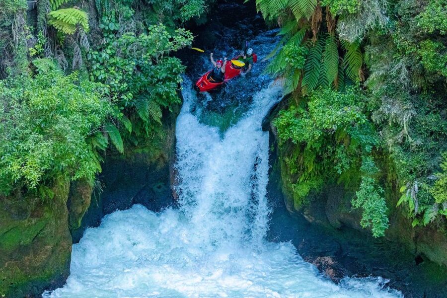 Epic Tandem Kayak Tour down the Kaituna River Waterfalls - Practical preparation for the two-hour outing