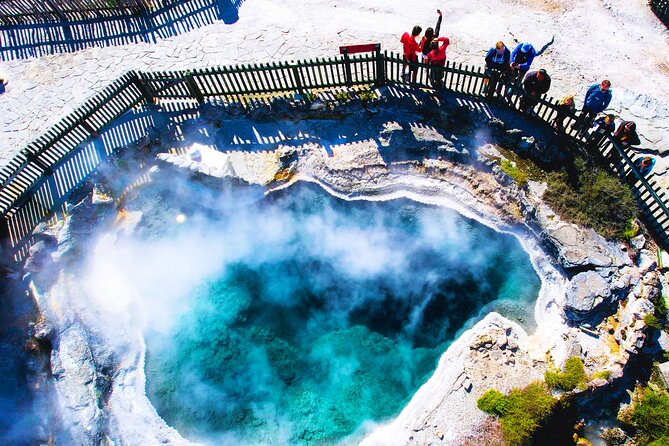 Ex Auckland: Rotorua Māori Village with Haka and Hot Springs - Food, clothing, and useful preparation
