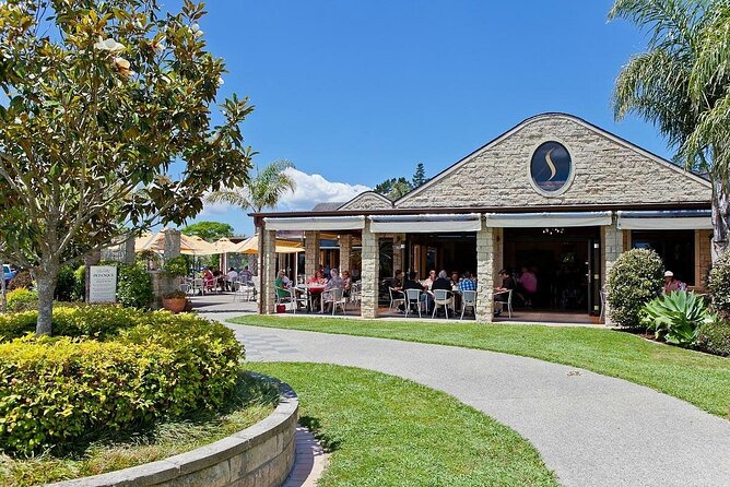 Explore West Auckland with Winery - Why West Auckland makes a fine half-day escape