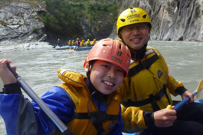 Family Adventures Rafting and Sightseeing Trip in Queenstown - Guides who make the difference