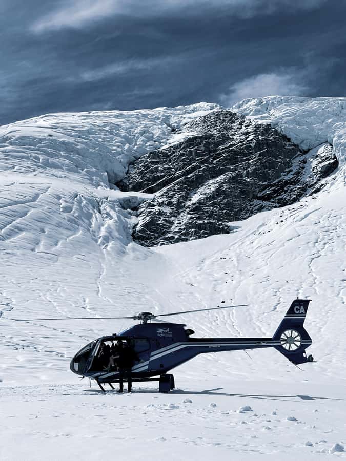 Franz Josef: 4-Glacier Helicopter Ride with 2 Landings - Pilot commentary and the value of Mark