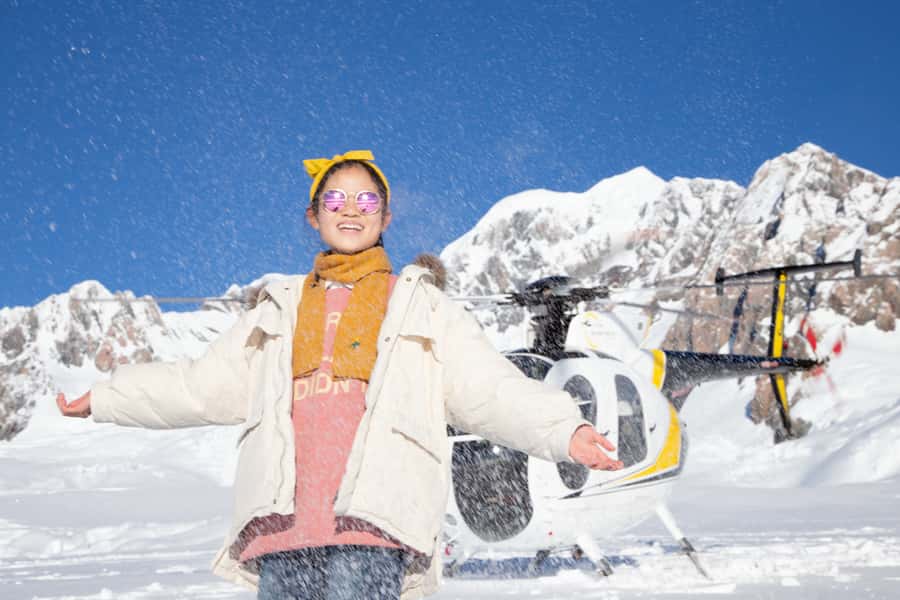 Franz Josef: Glacier Helicopter Ride with Snow Landing - Touching down on the snow