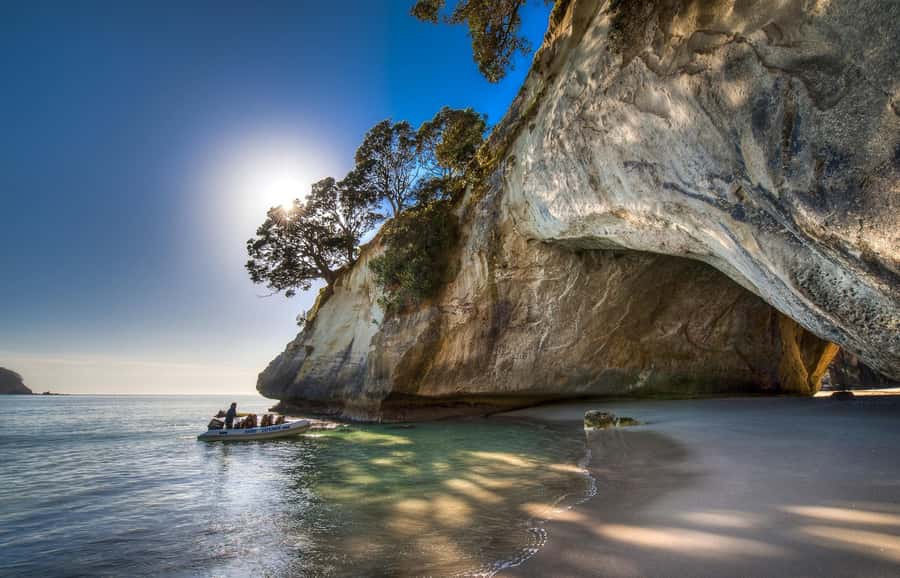 From Auckland: Cathedral Cove & Hot Water Beach Tour - Why the Coromandel makes a worthwhile day trip