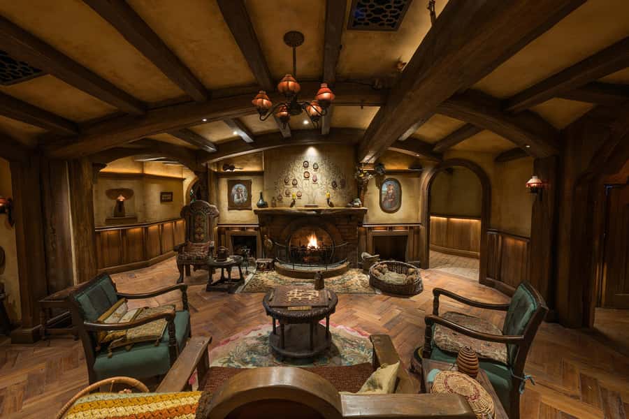 From Auckland: Guided Hobbiton Movie Set Small Group Tour - Who should book this Hobbiton tour