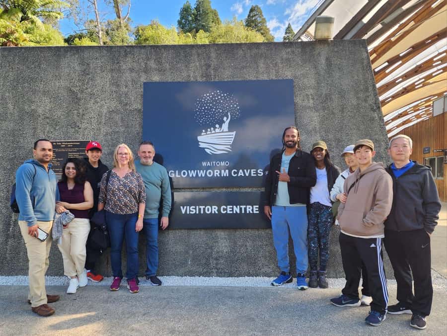 From Auckland: Hobbiton Movie Set and Waitomo Caves Tour - Why pair Waitomo with Hobbiton in one long day