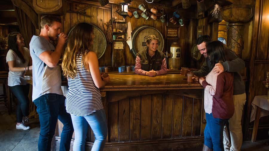 From Auckland: Hobbiton Movie Set Full-Day Trip - The Green Dragon Inn and the best pause of the day