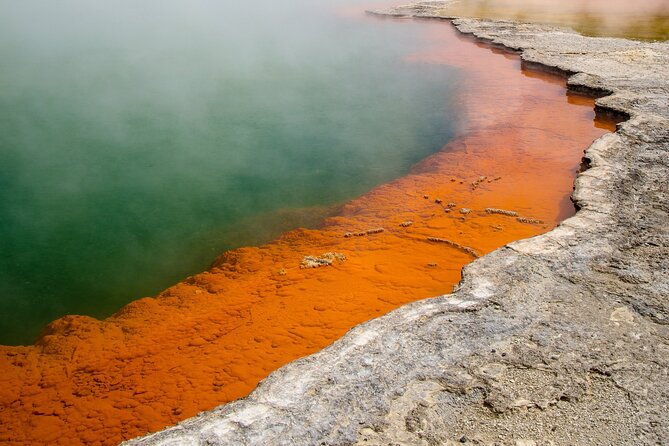 From Auckland to Rotorua Waiotapu and Activity Combinations - A short look at Rotorua before the thermal parks