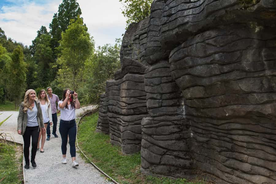 From Auckland: Waitomo Glowworm and Ruakuri Caves Day Tour - Why the two-cave plan works so well