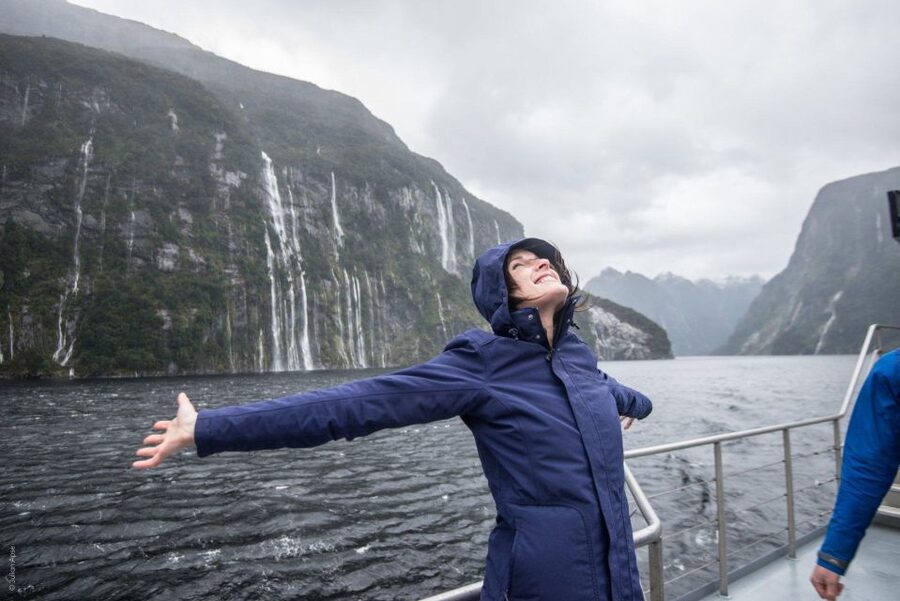 From Manapouri: Doubtful Sound Overnight Cruise - Wildlife watching without guarantees