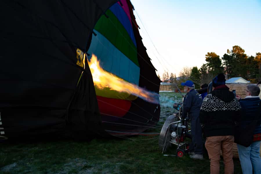 From Methven: Hot Air Balloon Flight in Canterbury with Wine - The sparkling finish
