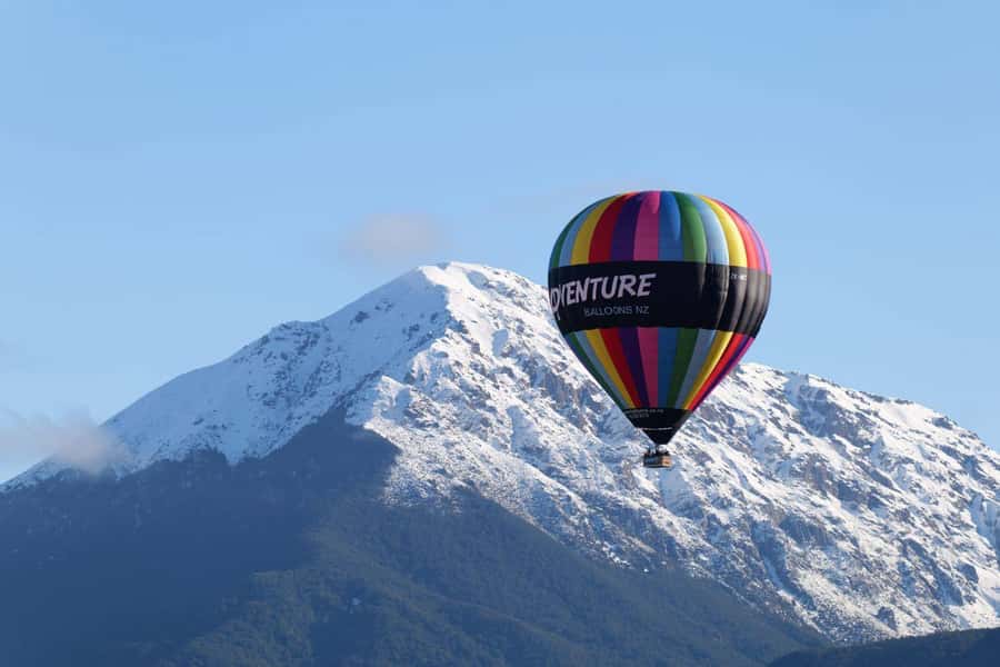 From Methven: Hot Air Balloon Flight in Canterbury with Wine - Meeting in Methven beside The Dubliner Hotel