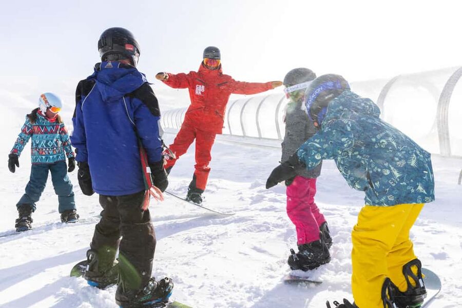 From Queenstown: Cardrona First Timer Ski or Snowboard - Why Cardrona works for a first snow day