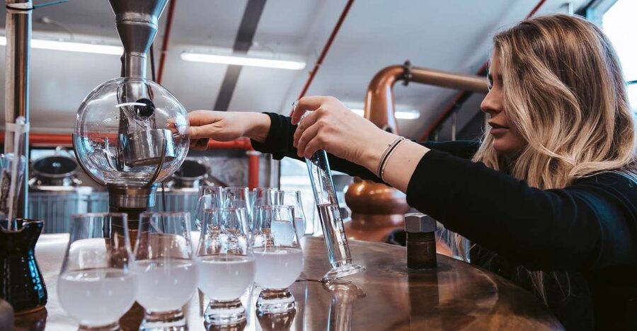 From Queenstown: Guided Gin Tour with Tastings - The first tasting and welcome gin cocktail
