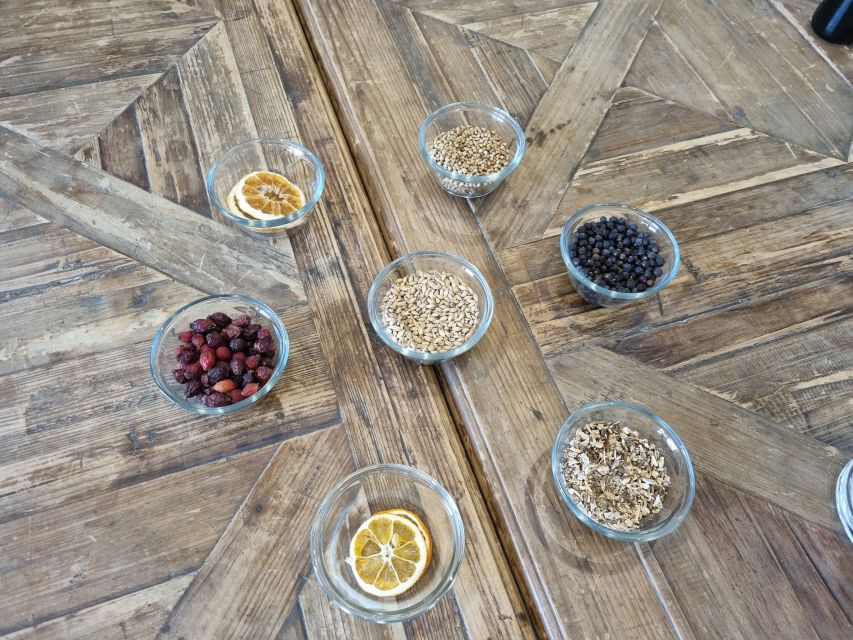 From Queenstown: Guided Gin Tour with Tastings - What the $146 price includes