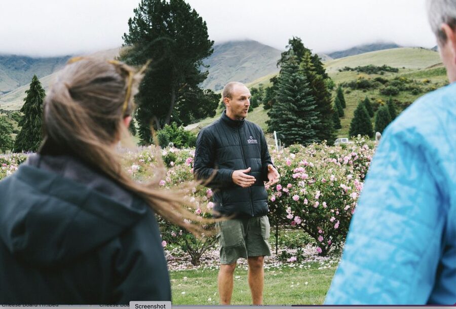 From Queenstown: Guided Gin Tour with Tastings - Starting from Queenstown