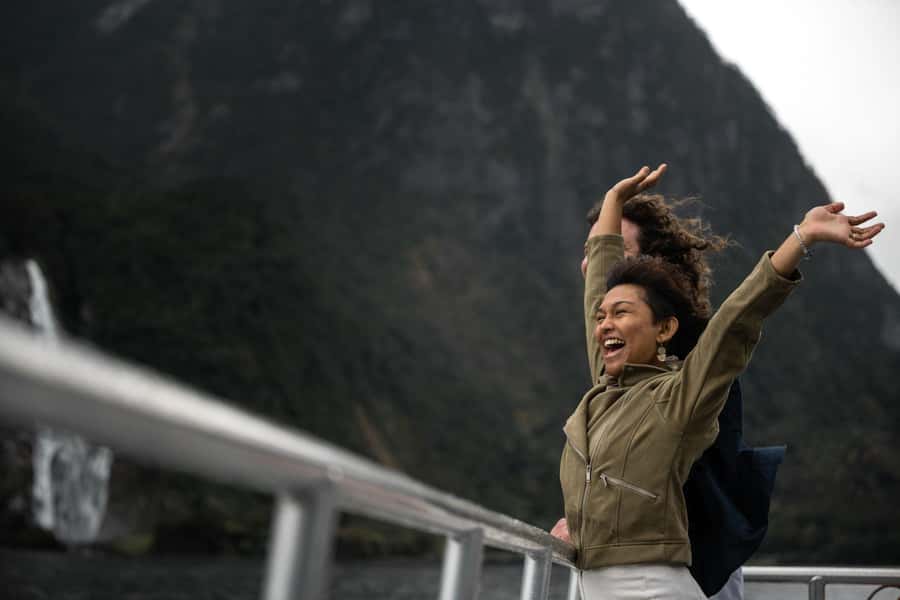 From Queenstown: Milford Sound Business Class with Cruise - The five-course tasting menu