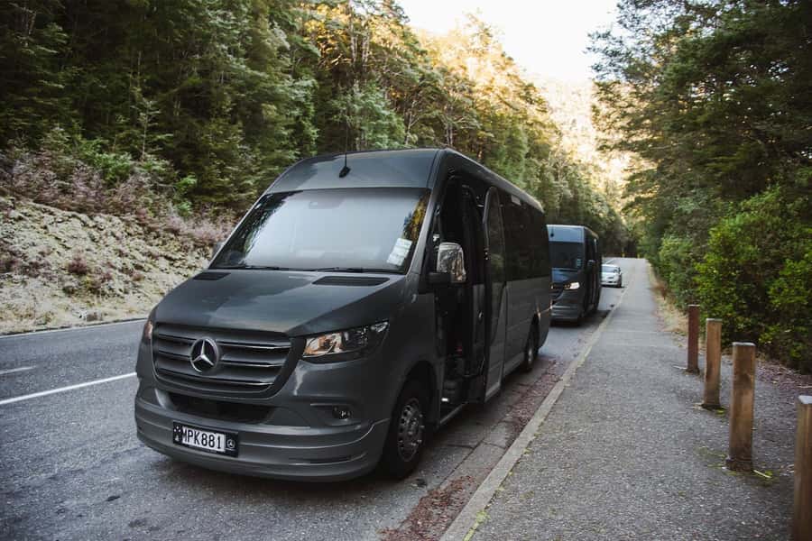 From Queenstown: Milford Sound Business Class with Cruise - How long the day feels