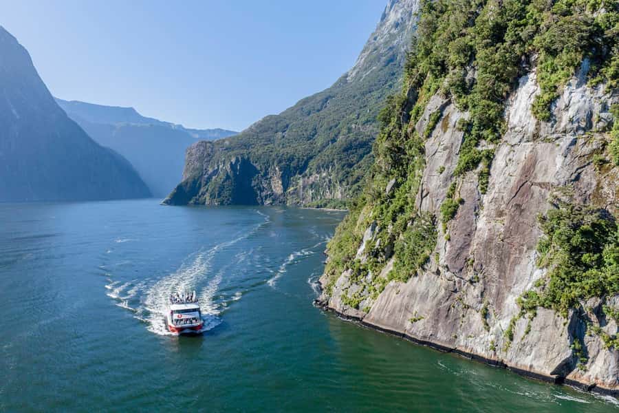 From Queenstown: Milford Sound Day Trip on Premium Coach - The two-hour Milford Sound cruise is the main event