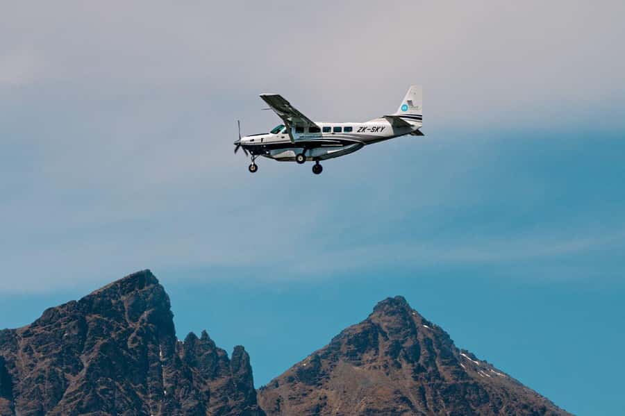 From Queenstown: Milford Sound Flight and Cruise with Lunch - Key points to know before booking