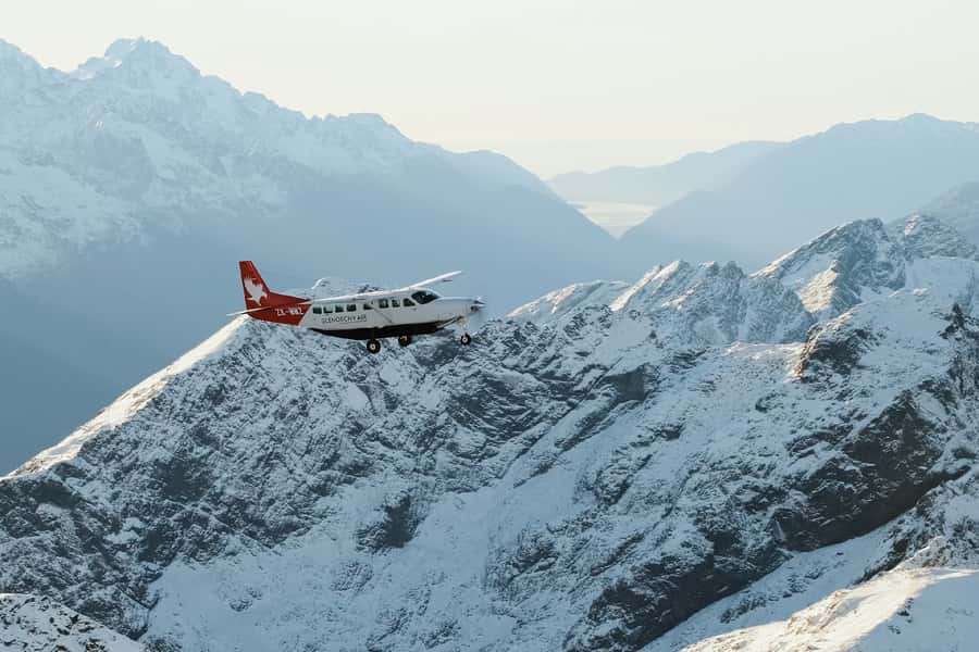 From Queenstown: Milford Sound Scenic Flight & Nature Tour - Leaving Queenstown over Lake Wakatipu