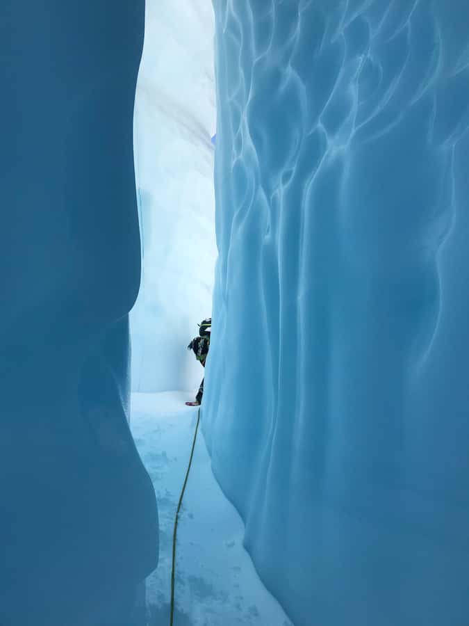 From Queenstown: Mount Cook Heli-Hike and Bus Tour Combo - High Country Salmon and Jackson Orchards