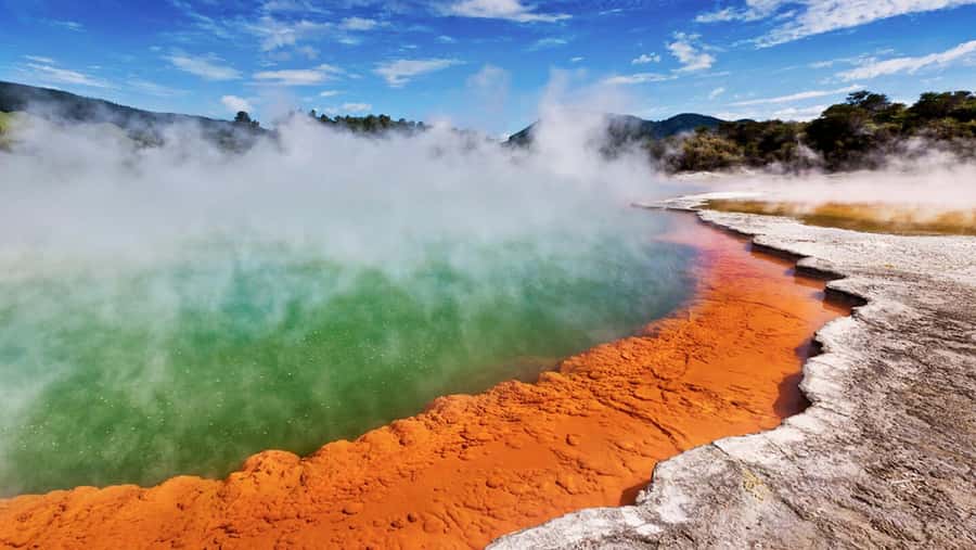 From Rotorua: WAI-O-TAPU Geothermal Wonderland Half-Day Tour - Why Wai-O-Tapu is the right half-day choice