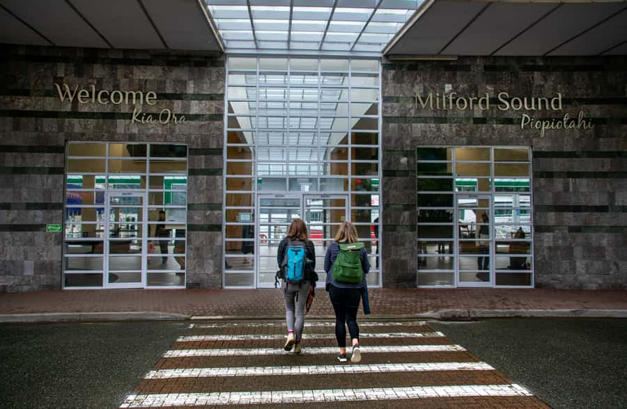 From Te Anau: Milford Sound Coach Tour and Cruise - What to bring and how to prepare